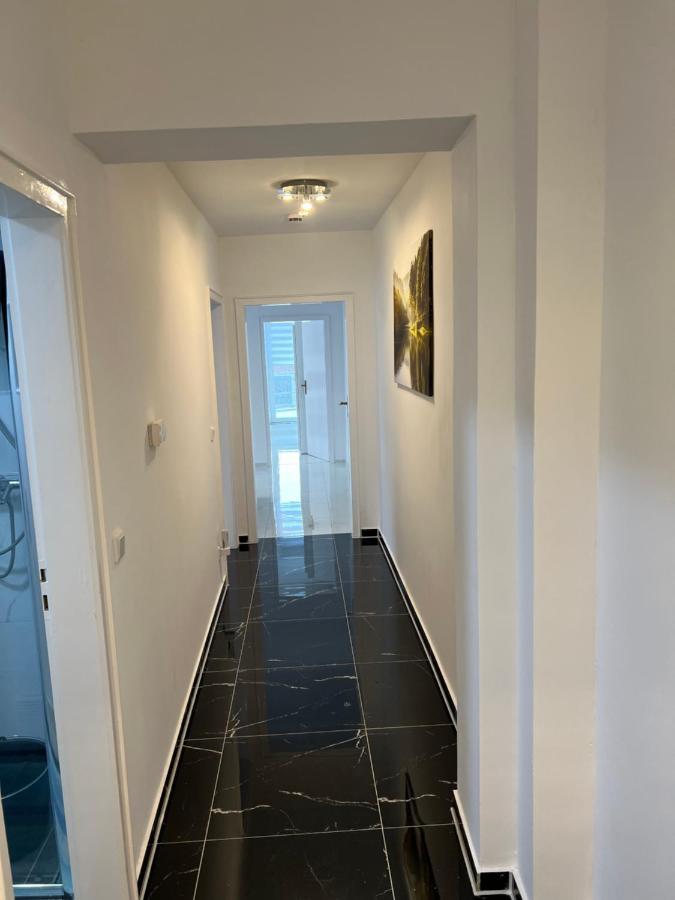 Wunderschoene Ferienwohnung In Solingen-Mitte Exterior photo
